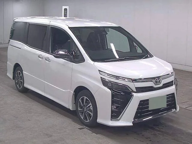 Toyota Voxy price in Kenya - 2021 Model, White Car