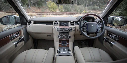 Land Rover Discovery for Sale in Nairobi and Mombasa - Dashboard