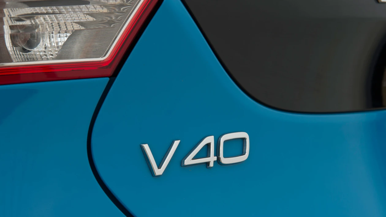 Volvo V40 T5 for sale in Kenya