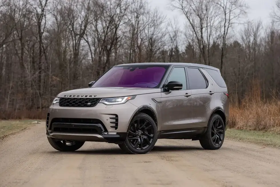 2021 Land Rover Discovery Sport Boot Open

