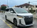 2023 Toyota Alphard Right Hand View
