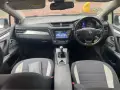 2018 Toyota Avensis Front Seats