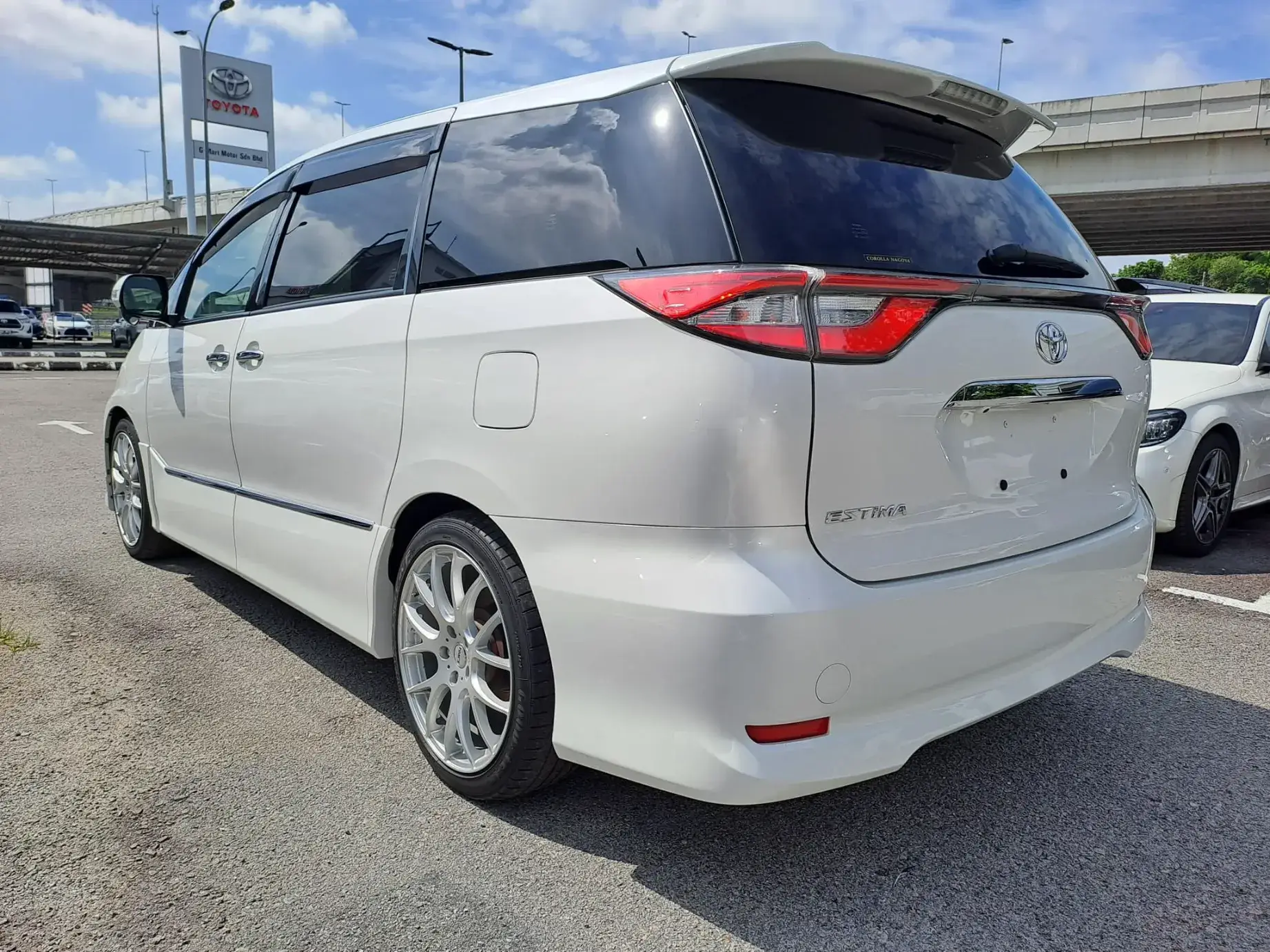Toyota Estima for Sale in Kenya
