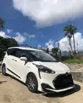 2020 Toyota Sienta Right Hand View